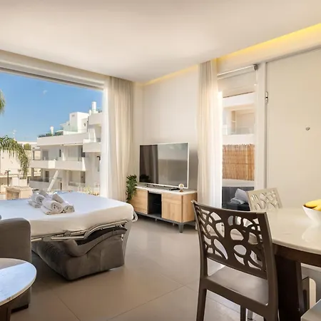 Exclusive Deluxe Apt Up To 6 People & Heated Tub Polignano a Mare Buitenkant foto