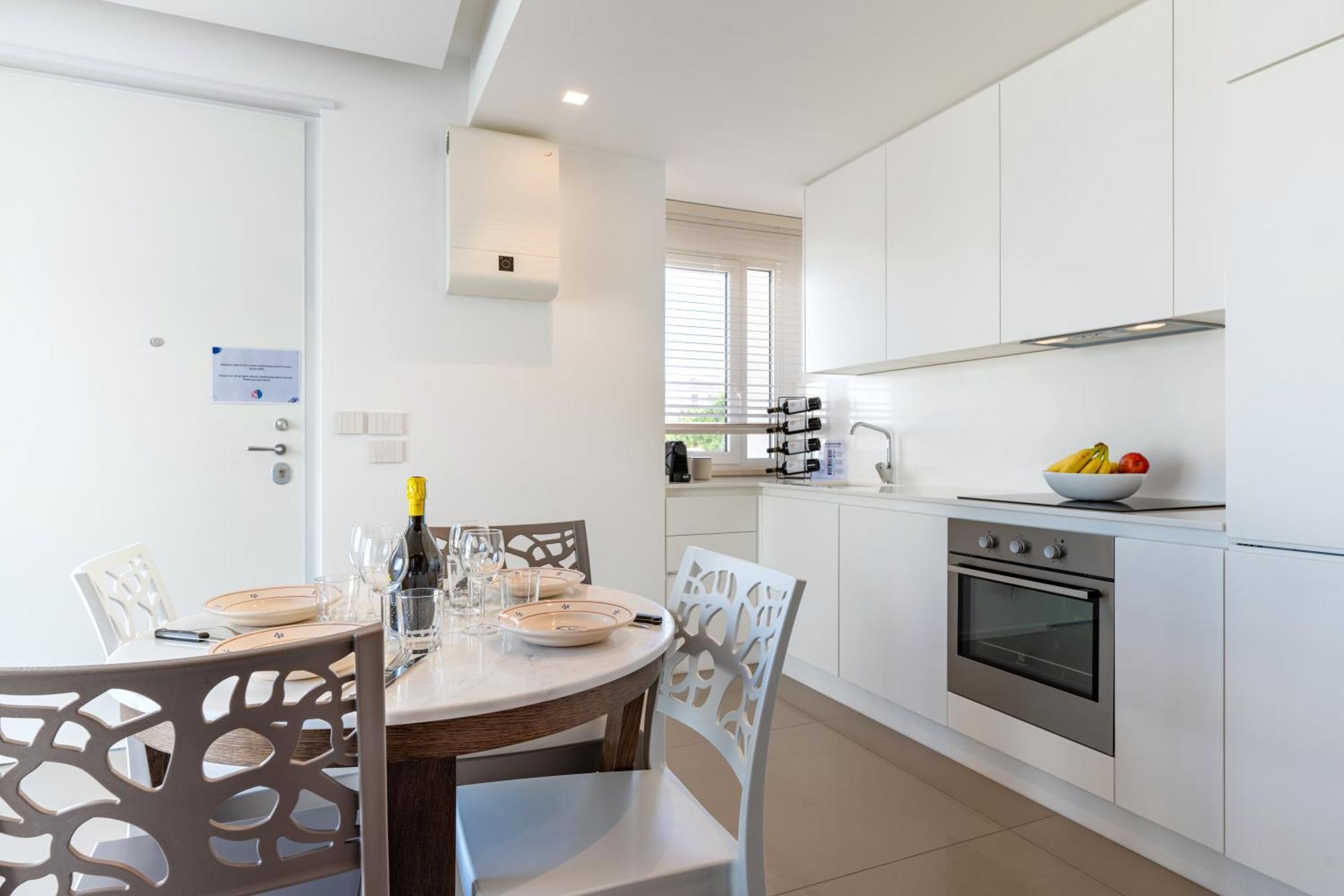 Apartment Exclusive Deluxe Up To 6 People & Heated Tub